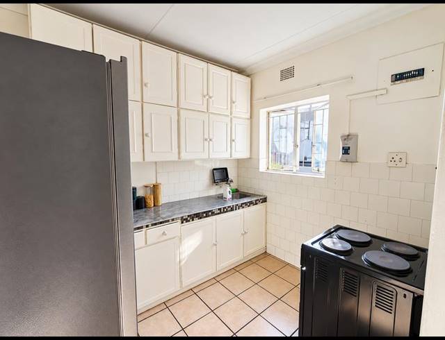 1 BEDROOM PROPERTY TO RENT IN SELCOURT